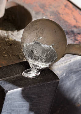 Dreaming Is Okay by Susanna Hofer and Erli Grünzweil